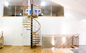 Glasräcke rund stolpe